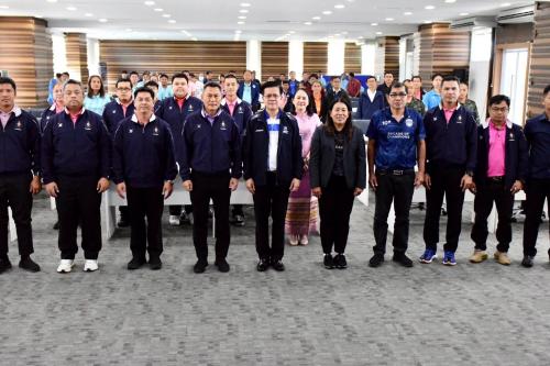 ประชุมก่อนลงพื้นที่สำรวจสนามทำการแข่งขัน เพื่อเตรียมความพร้อมในการจัดการแข่งขันกีฬานักเรียน นักศึกษาแห่งชาติ ครั้งที่ 45 ประจำปี 2569 "ฅนบุรีรัมย์เกมส์"